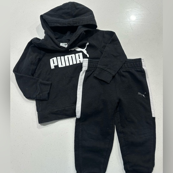 PUMA tracksuit - Picture 1 of 4